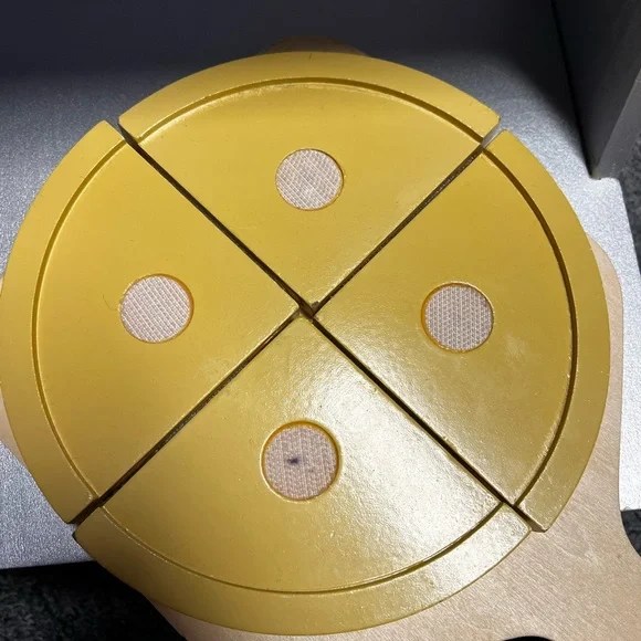 Melissa & Doug Top & Bake Pizza Counter - Picture 5 of 9